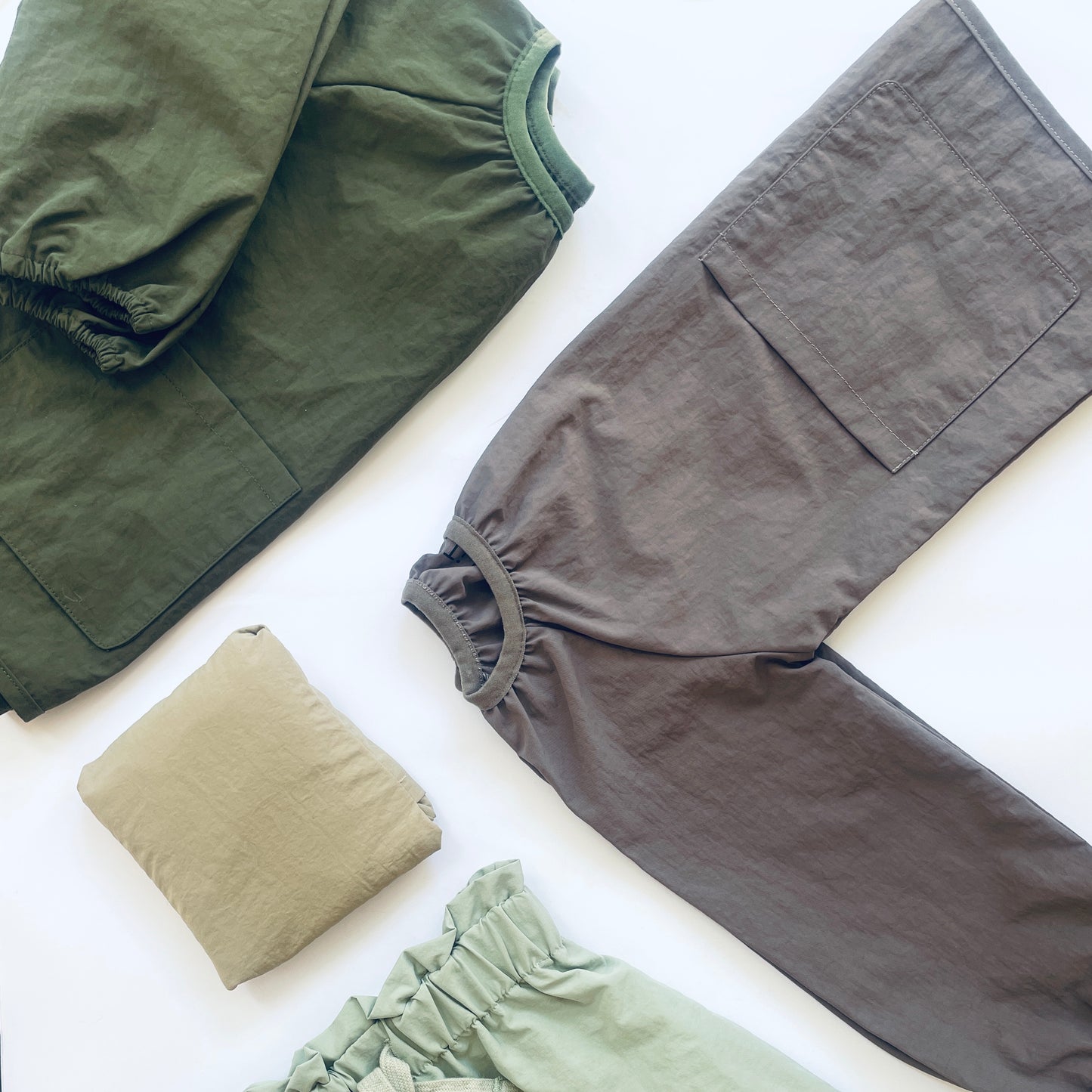 messy smock - leaf